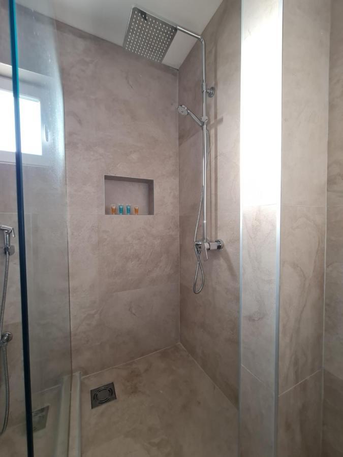 Airport Molko Apartments Surcin Luaran gambar