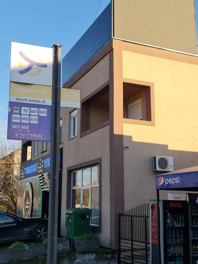 Airport Molko Apartments Surcin Luaran gambar